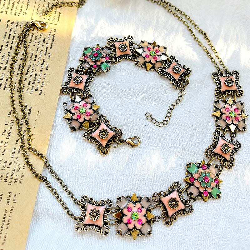 Resin Art Necklace - Retrofashion Halskette Armband Schmuckset Mittelalter Palast