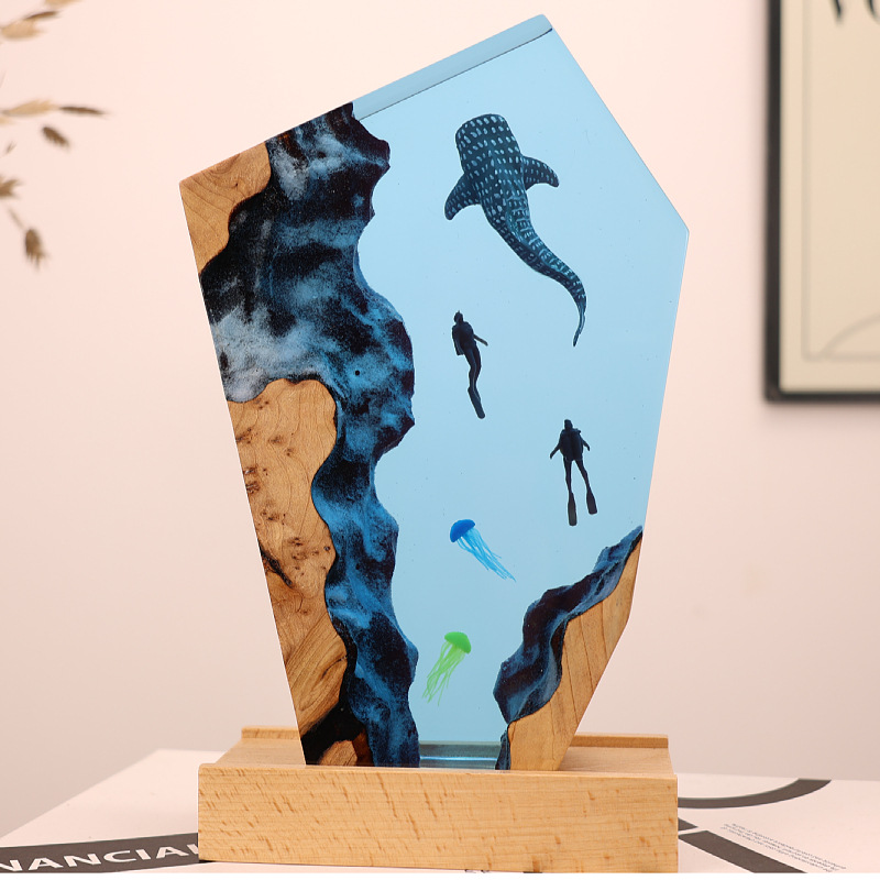 Leuchtende Harz-Medusa mit Wal – Resin Art Anniversary Gift Bewertung und Preis