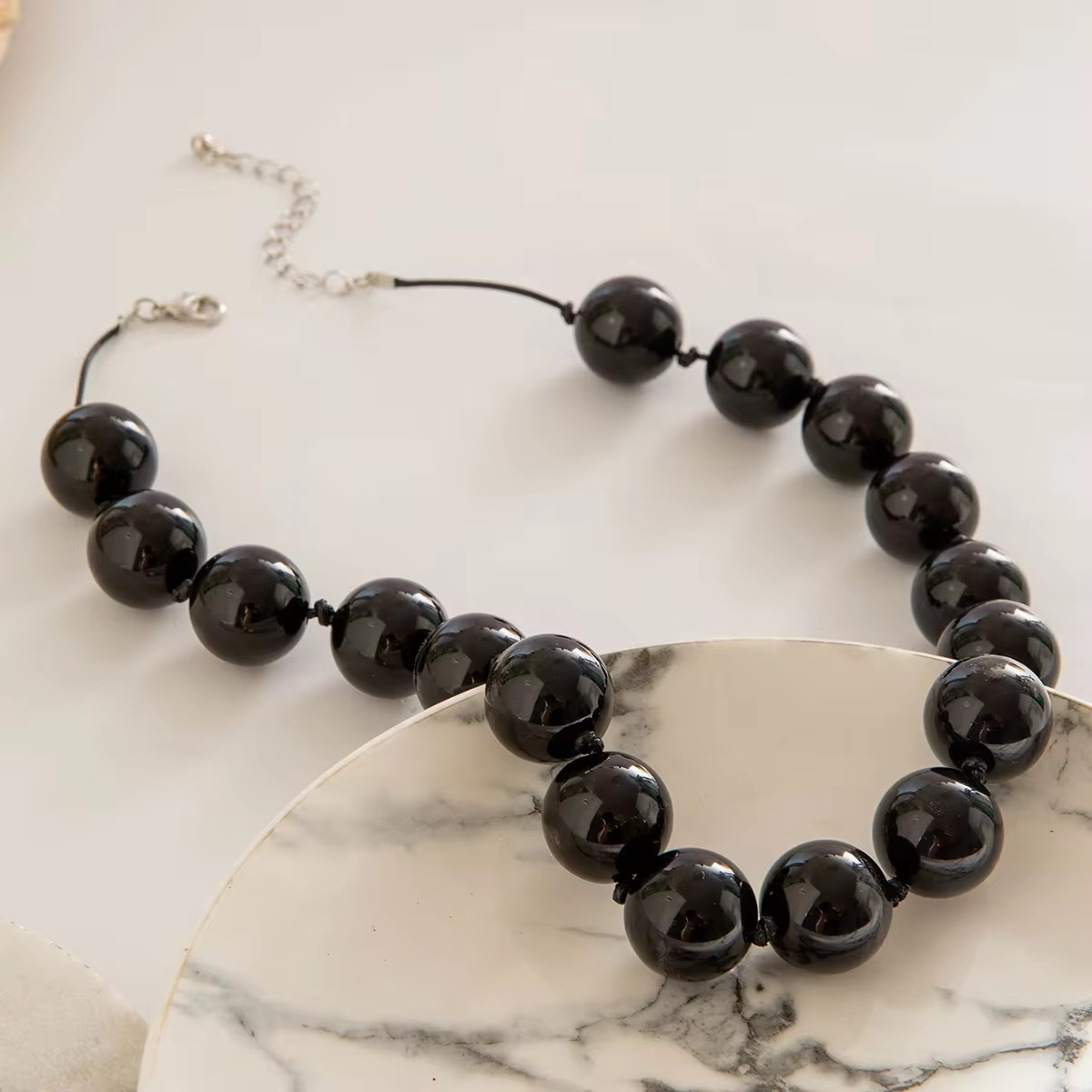 Tocona Neue Bunte Große Perle  – Resin Art Necklace Bewertung und Preis