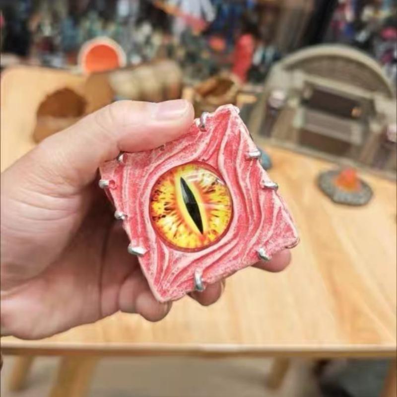 Abstrakte Augen Teufel Würfel  – Resin Art Decoration Items Bewertung und Preis